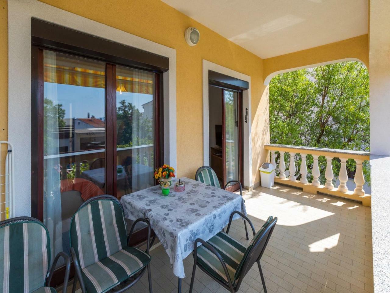 Apartment Nevelina Selce Eksteriør bilde
